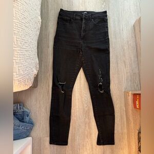 EXPRESS Classic Black Distressed Skinny Jeans for Women
